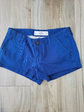 Hollister Royal Blue Low-Rise Chino Shorts - Size 1 / W25